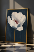 Plakat piwonia – mockup przy ścianie