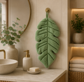 Tropical Leaf Hand Towel – Ręcznik Liść Tropikalny Sage Green | Botaniczna Dekoracja Łazienki