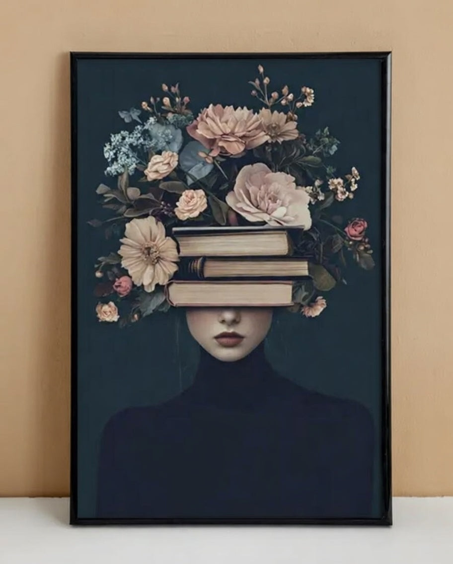 Plakat Blooming Mind – Kobieta z Książkami i Kwiatami | Dark Academia Surreal Dekoracja Ścienna